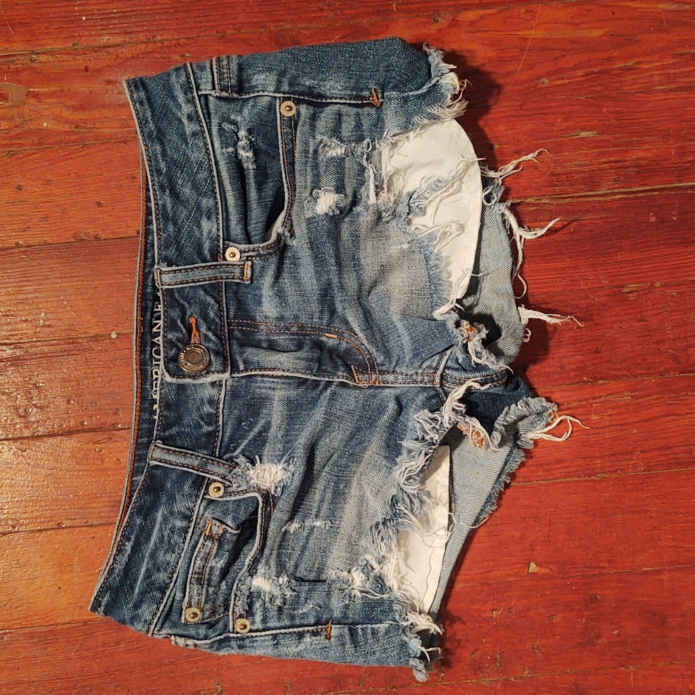 American Eagle Shortie Distressed Denim Shorts Sz 0